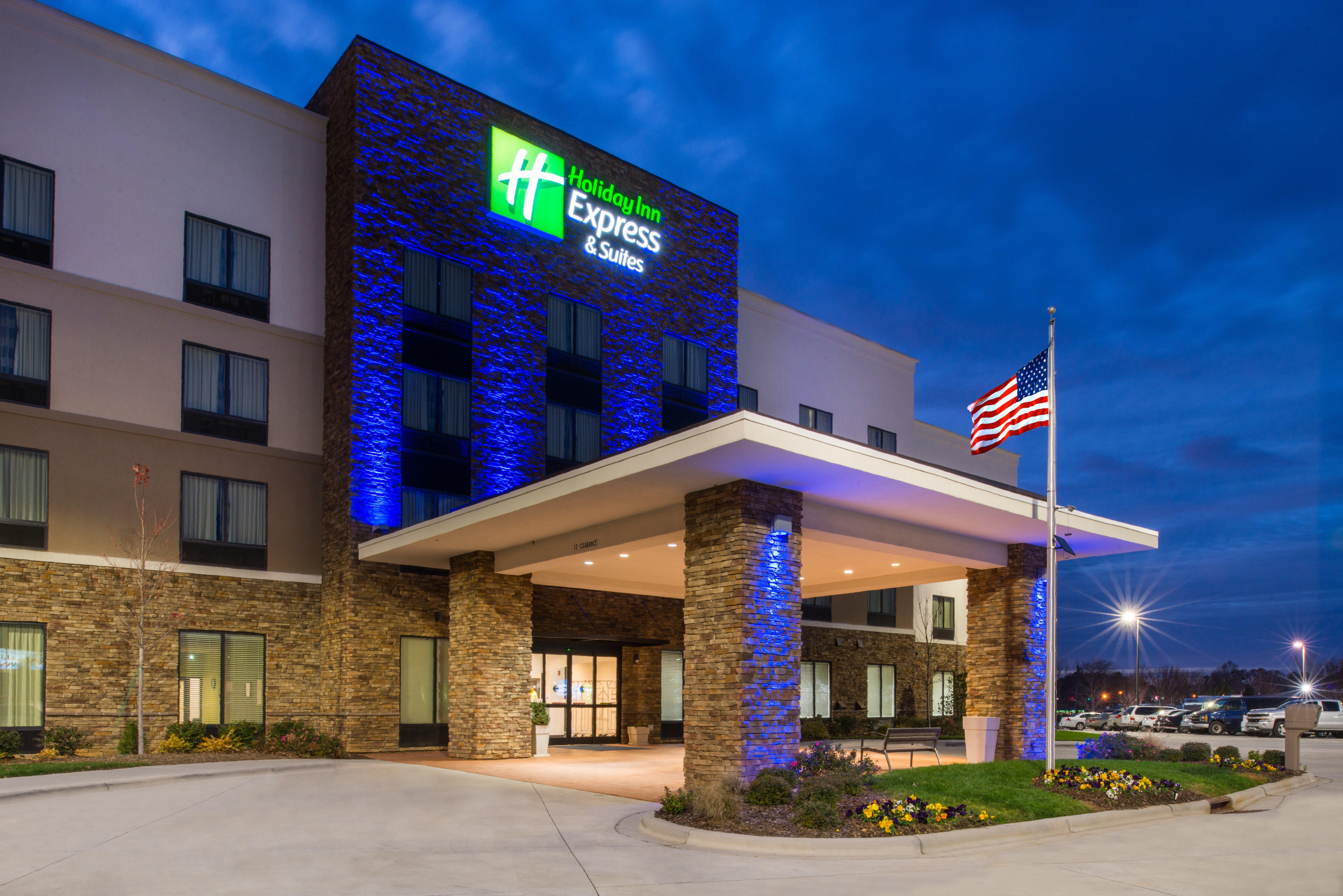 Holiday Inn Express & Suites Monroe By Ihg Εξωτερικό φωτογραφία